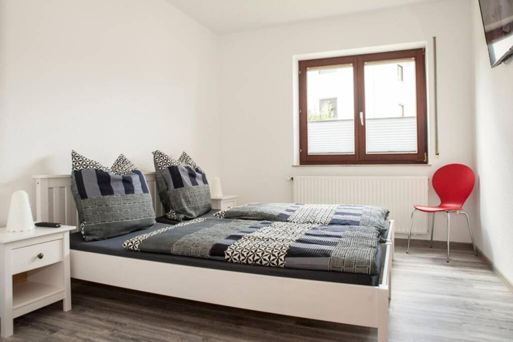 Exklusive Ferienwohnung In Einbeck, Zentrum! Neu!! Buitenkant foto