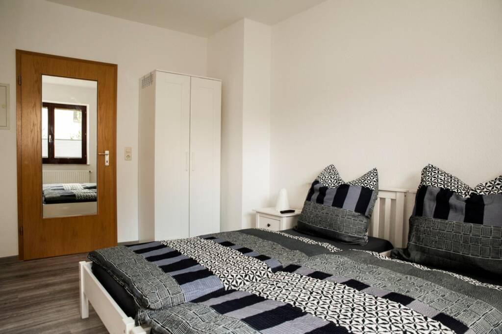 Exklusive Ferienwohnung In Einbeck, Zentrum! Neu!! Buitenkant foto