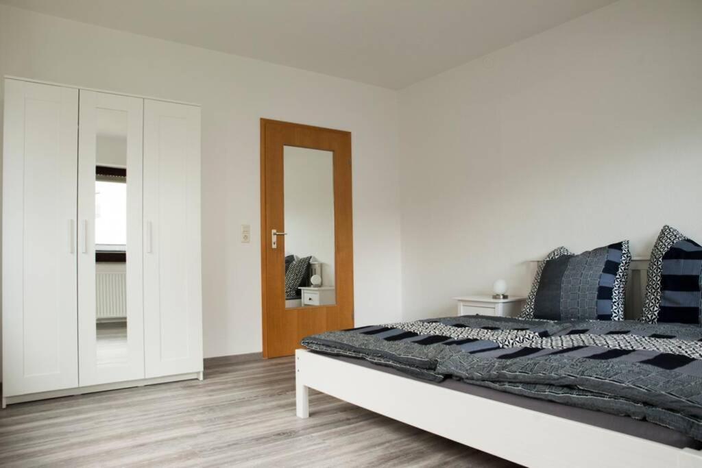 Exklusive Ferienwohnung In Einbeck, Zentrum! Neu!! Buitenkant foto